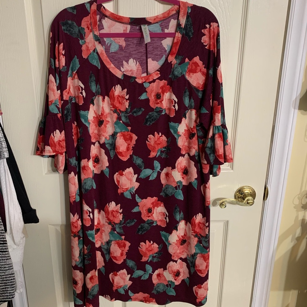 3x floral boutique dress